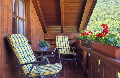 Oberau Apartment | Mack guest house in Upper Bavarian country house style