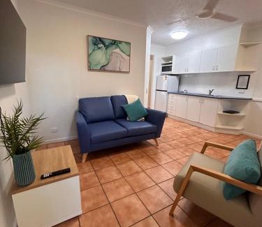Slade Point Hotel | Mackay Seabreeze Apartments