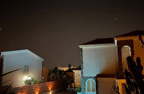 Maspalomas House | Macken House with heated pool and jacuzzi