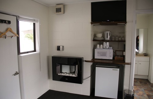 Fairlie Hotel | Mackenzie Motels