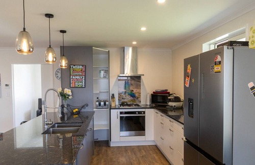 Twizel House | Mackenzie Red, Mt Cook base