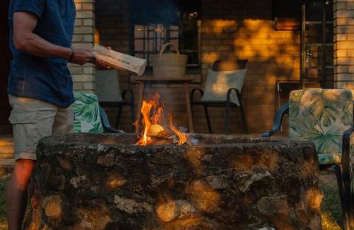 Ligfontein Ski Chalet | Mackers Self Catering Cottages