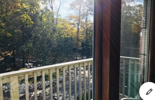 Mackinac Island Apartment | Mackinac island Lovely charming studio w/balcony!