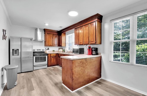 Macon House | Macon Ranch, 10 Qn beds