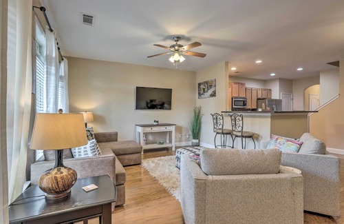 Macon House | Macon Townhome w/ Patio, 5 Miles to Downtown!