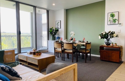 Macquarie Park Apartment | Macquarie University Green Space
