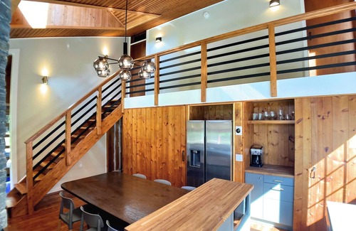 Waitsfield House | Mad River Valley family-friendly retreat in Waitsfield - newly renovated