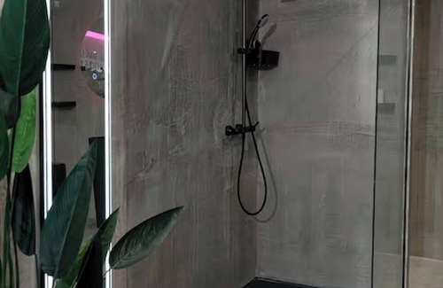 Cuatro Caminos House | Mad Rooms