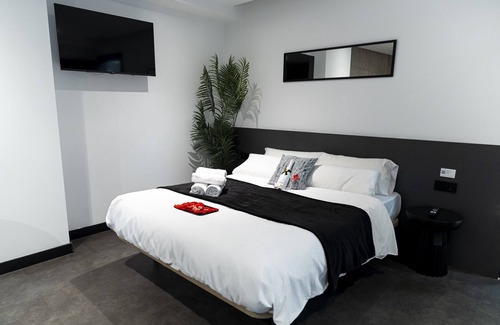 Cuatro Caminos House | Mad Rooms