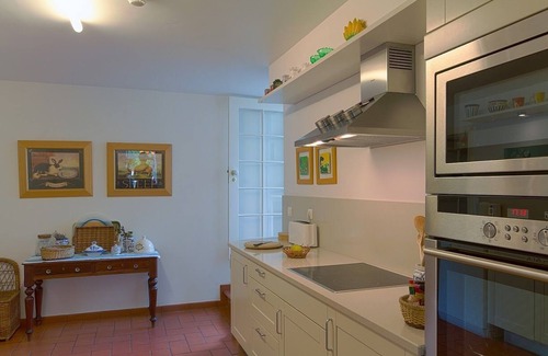 Ponta do Sol House | Madalena Do Mar: Ancient house by the sea, in a subtropical ambient
