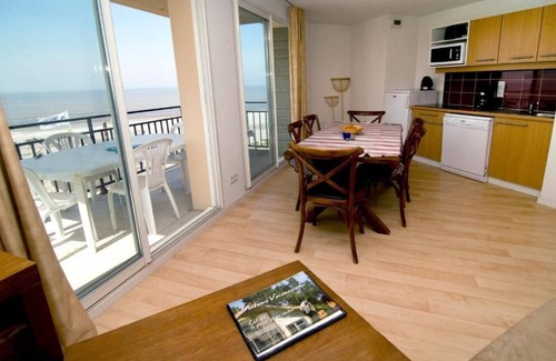 Cayeux-sur-Mer House | Madame Vacances Residence Les Terrasses de la Plage