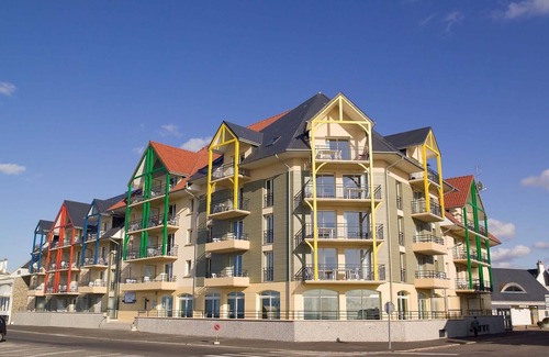 Cayeux-sur-Mer House | Madame Vacances Residence Les Terrasses de la Plage