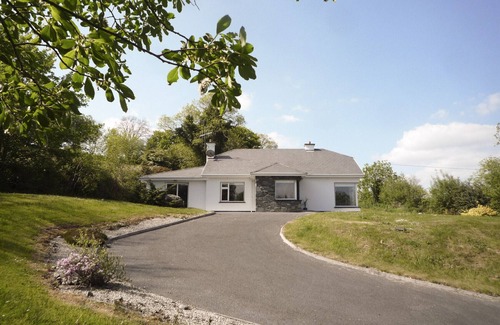 Killarney Ski Chalet | Madams Hill House Killarney