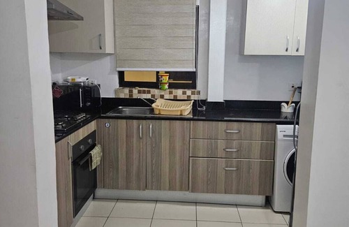 Nairobi West Apartment | Madaraka apartment with rooftop pool