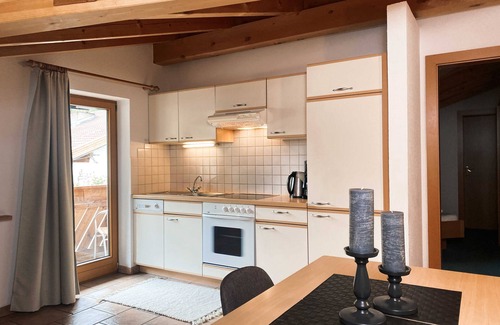 Feichten Apartment | Madatsch - Standard apartment, 2nd floor with 2 bedrooms - Ferienhaus Ragg -