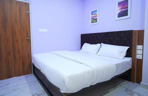 Payangadi Hotel | Madayi Residency