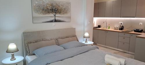Koukaki Apartment | Maddie's Apartment