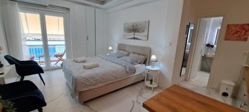 Koukaki Apartment | Maddie's Apartment