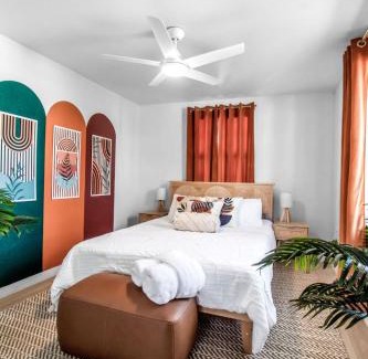 Williamsdale Square House | Madeira Beach Family & Pet Friendly Luxury Getaway