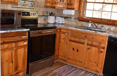 Sonoita House | Madera Canyon home w/spectacular mountain view