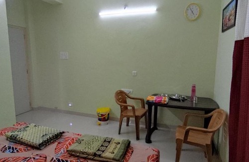 Chendhare House | Madhumalti home stay