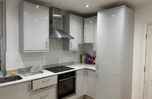 Notting Dale Apartment | Madison Apartments