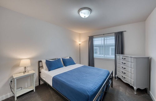 Village of Cottage Grove Apartment | Madison Area Modern Retreat