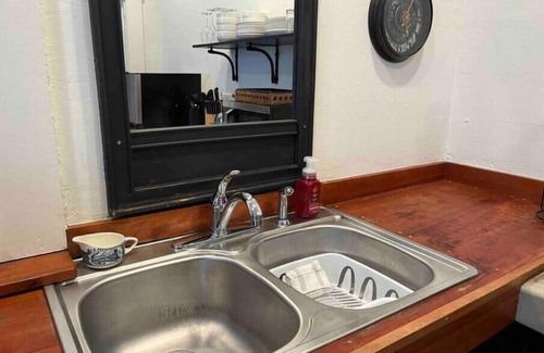 Madison House | "Madison Manor I" by The River: Nice patio, hot tub, gas grill, and fire pit