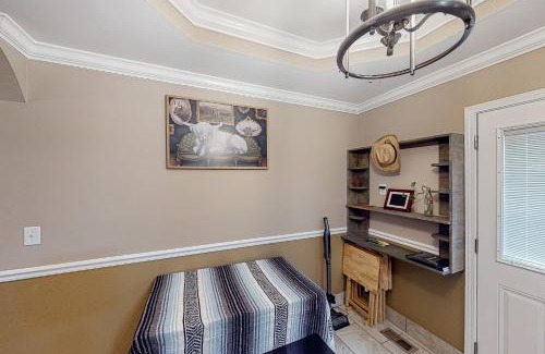Madison House | Madison Manor