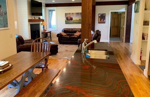 Cameron House | Madison River Retreat