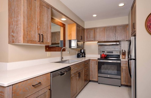 Big Sky Condo | Madison Vista-Big Sky Shoshone Ski in/Out Condo