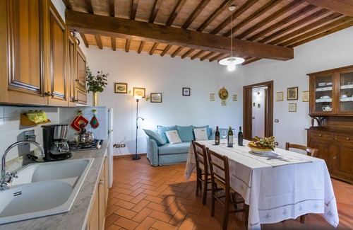 Casamaggiore Apartment | Madone 1, apartment in agriturismo. Pool, WiFi, tennis