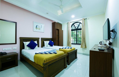 Teynampet Hotel | MADRAS INN - ALWARPET