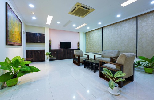 Teynampet Hotel | MADRAS INN - ALWARPET