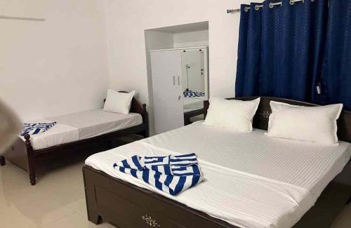 Thousand Lights West Hotel | Madras Inn Nungambakam