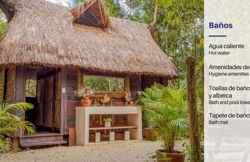 Leona Vicario Cabin | Madre Tierra Eco Habitat | Alberca natural y yoga