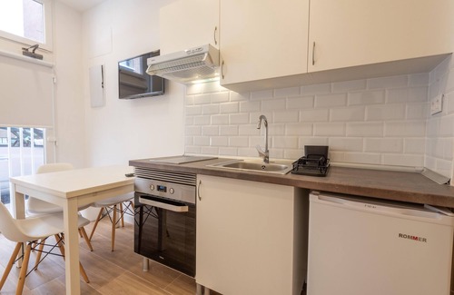 Ventas Apartment | Madrid Center 15 minutes from Sol