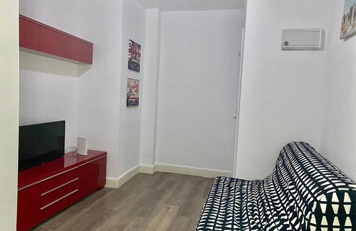 Moscardo Apartment | Madrid Rio Antonio López 1