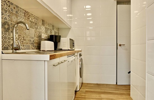 San Isidro Apartment | MADRID RIO - PALACIO REAL- HOSPITAL 12 OCTUBRE -3 ROOMS - 2 BATHROOMS