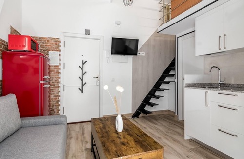 Villaverde Apartment | Madrid Villaverde VI - Apartament with patio, AC