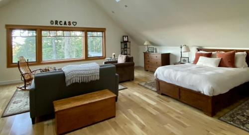 Deer Harbor House | Madrona Suite