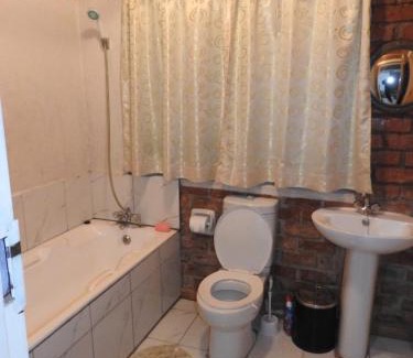 Mutare Cabin | Madrugada