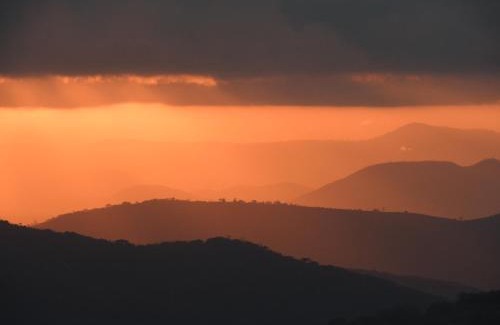 Mutare Cabin | Madrugada