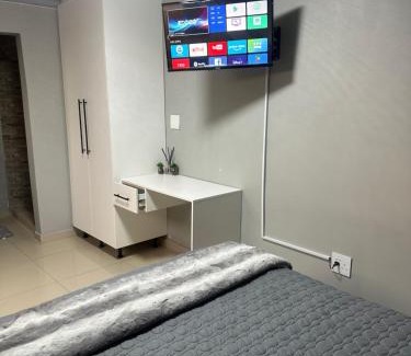 Soshanguve House | Maduwa Guest House