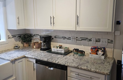 Brewton House | Mady's Happy Place is a charming 3 bedroom, 2 bath home near historic downtown