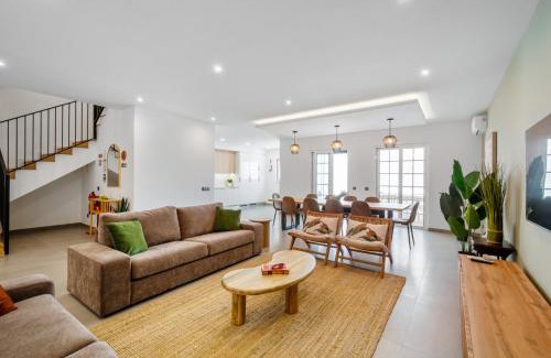 Montenegro Villa | Mae Joana pool&beach Faro villa