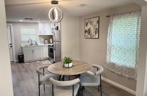 Savannah House | Mae's Place