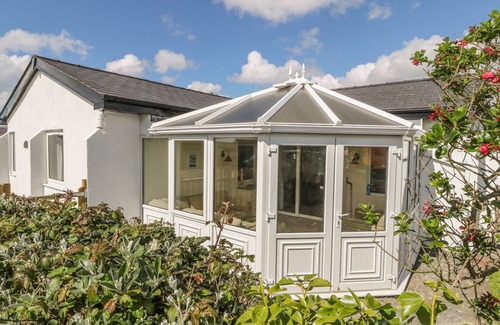 Edern Cottage | Maes Y Coed