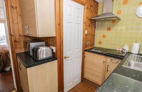 Llanfair Cottage | MAESAWEL STUDIO, with a garden in Llanfair
