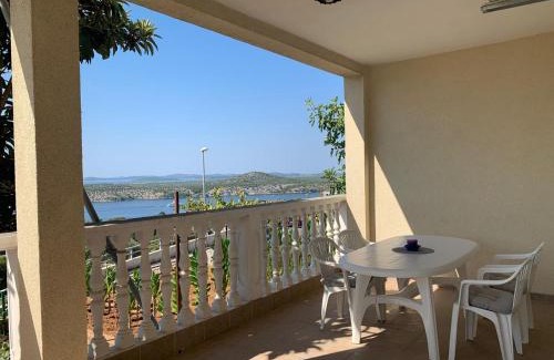 Meterize Apartment | Maestral Suites